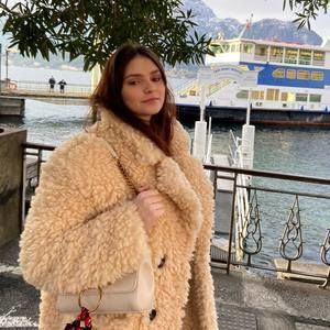 Meet your Posher, Sofia